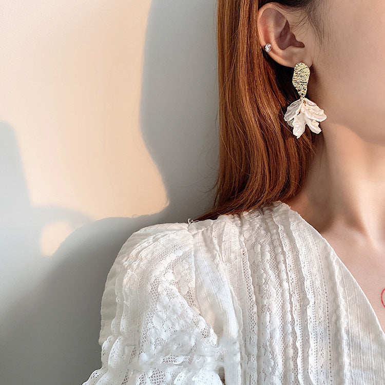 Jessica White Shell Flower Earrings